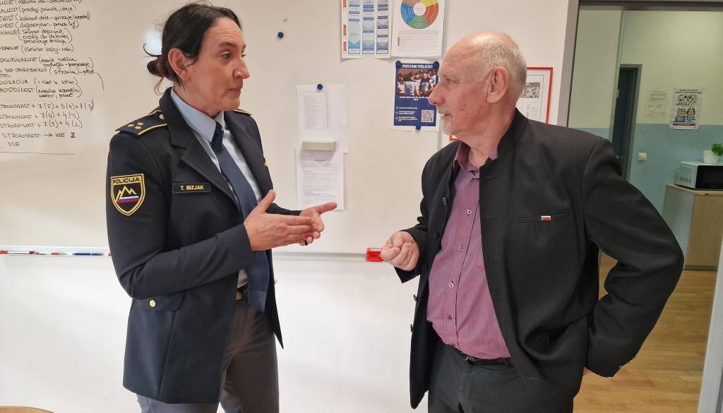 Bo domači teren prednost? Zlobko romsko problematiko pozna iz prve roke