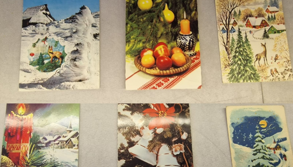 FOTO: Stare božične voščilnice pripovedujejo zgodbe preteklosti