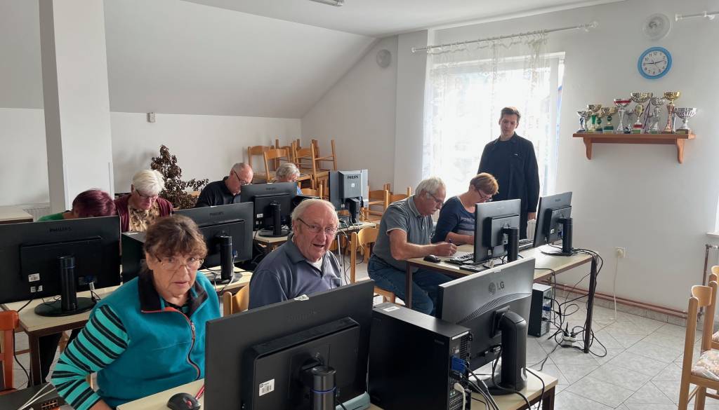 Mestni svet potrdil 200 tisoč evrov zadolžitve za Ljudsko univerzo Ptuj