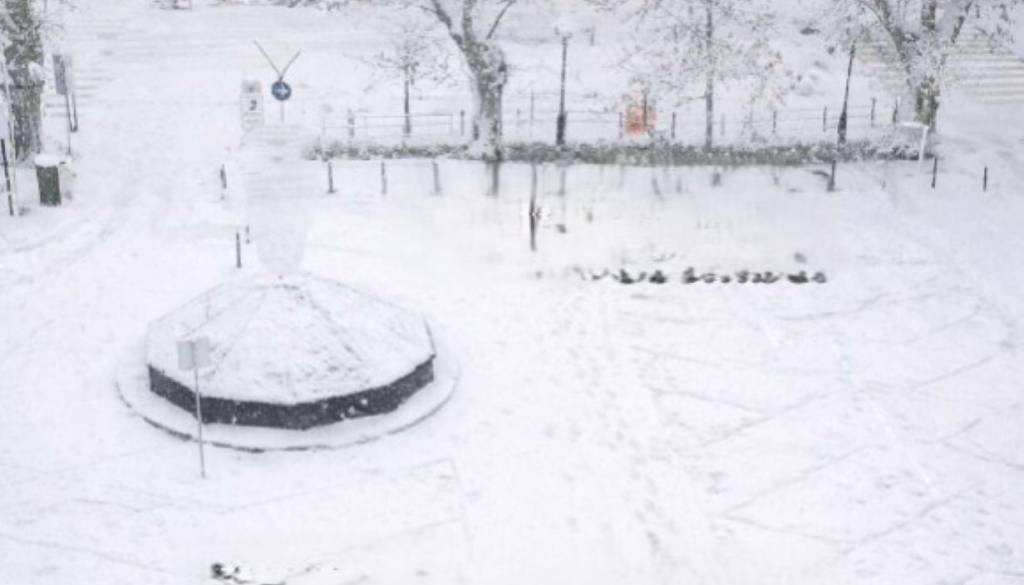 Obljuba občine: Krekov trg bo decembra zasnežen in popolnoma brez avtomobilov!