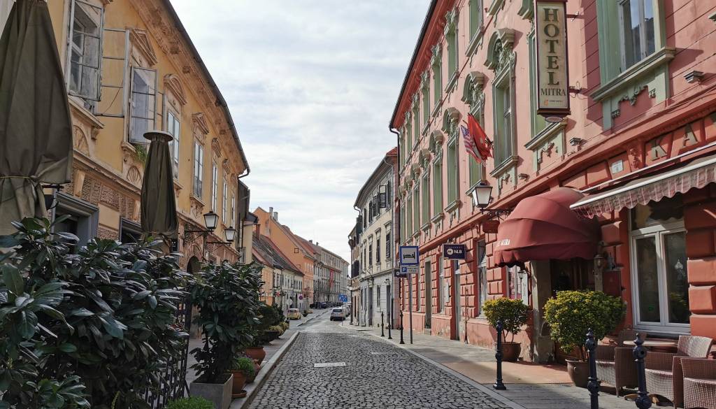 Znameniti ptujski hotel ponovno odprl svoja vrata. Kakšne spremembe prinaša novi lastnik?