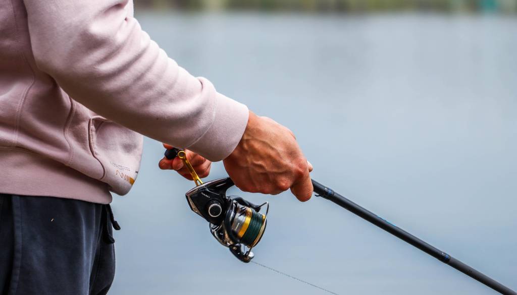 FOTO: Gašper iz blejskega jezera potegnil 33-kilogramsko ribo!