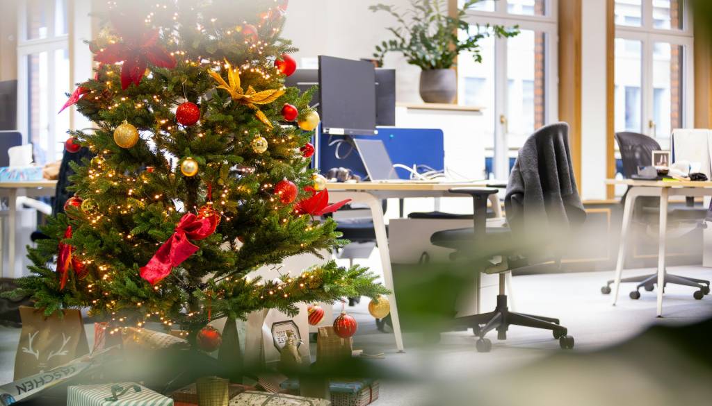 Slovensko podjetje kaznovalo zaposlene zaradi bolniške, ostali brez nagrade