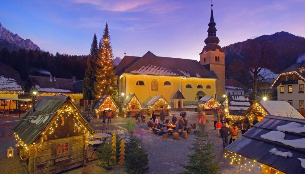 Praznični večer ob glasbi: Erosi prihajajo v Kranjsko Goro