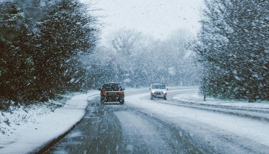 Sneženje sredi dneva že zajelo dele Gorenjske. Preverite, kje