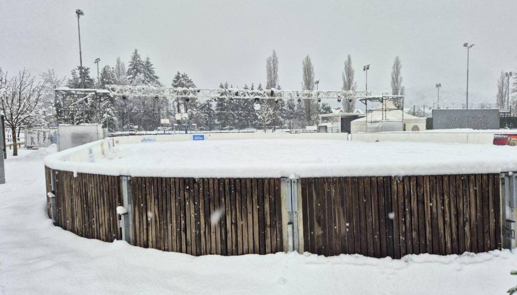 Zaradi obilice snega danes drsanje v Rušah ni mogoče