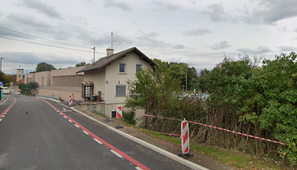 Cesta med Kopališčem Vevče in mostom še vedno gradbišče: Janković zamudo opravičuje z 'novo tehnologijo'