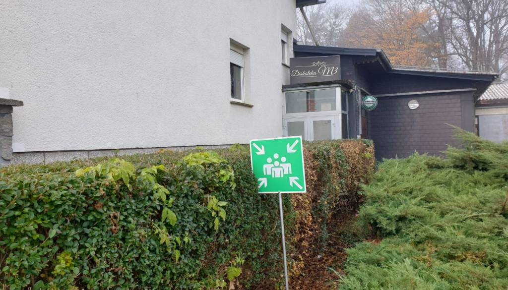 Zaradi pretepa v beltinski diskoteki varnostniku grozi izguba licence, ...