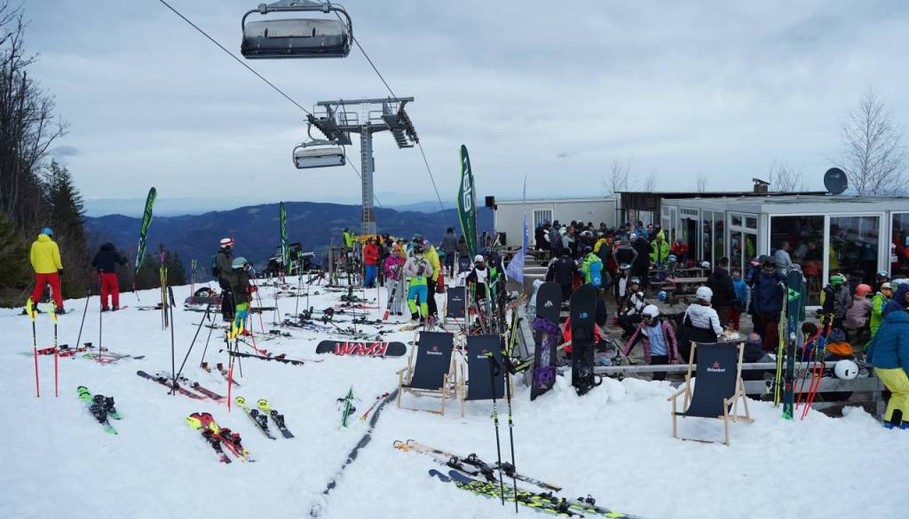 Znano, kdaj se tudi na Mariborskem Pohorju z Arehom začenja smučarska sezona