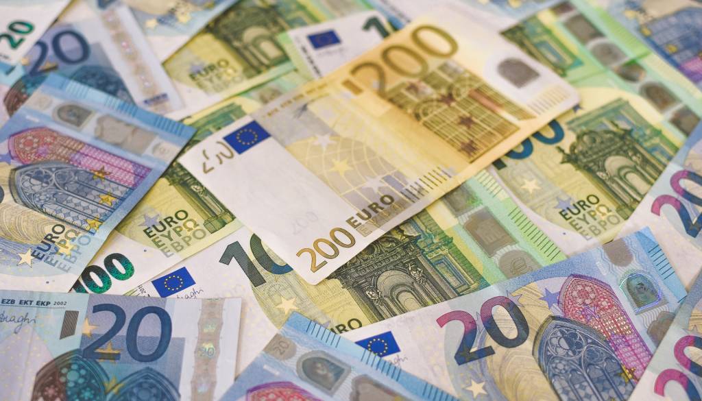 Nekomu v Sloveniji se je znova nasmehnila sreča, padla dobitna kombinacija Eurojackpota