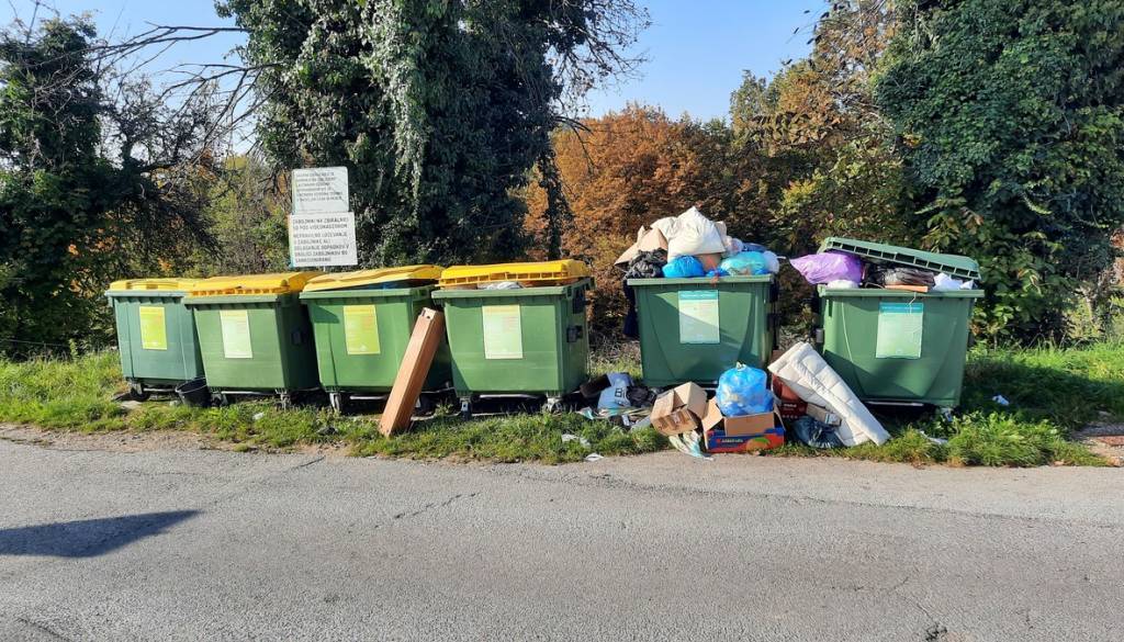 Nadzor Komunale Trebnje, nepravilno ločevanje odpadkov problem tudi oktobra 