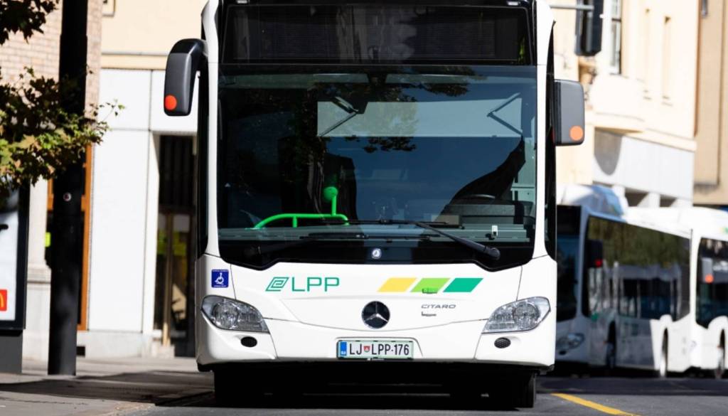 Pozor, danes posebna krožna linija avtobusov in dodatni prevozi do Stožic