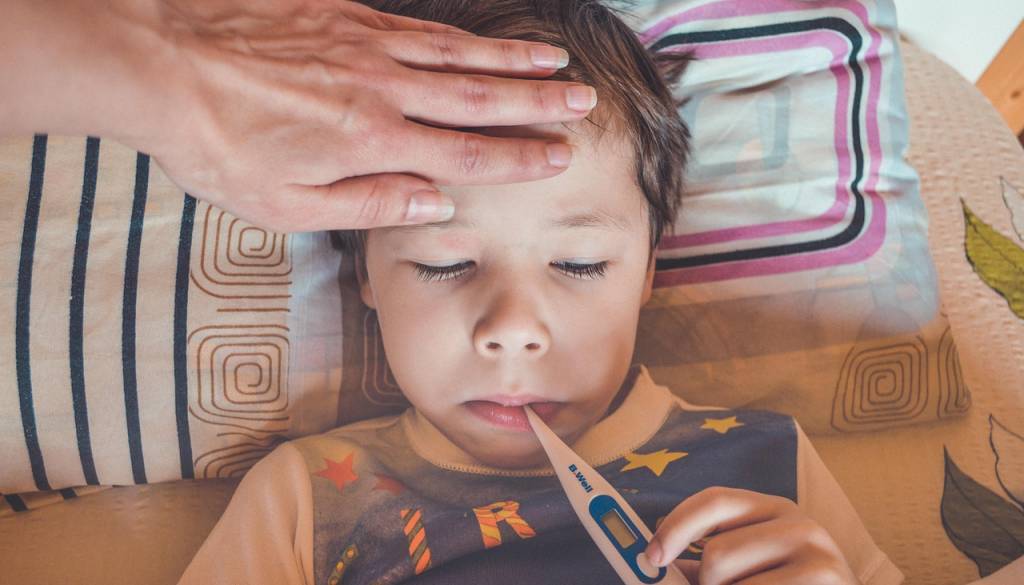 Gripa med otroki se bliskovito širi, gre za sev z izjemnim epidemičnim potencialom