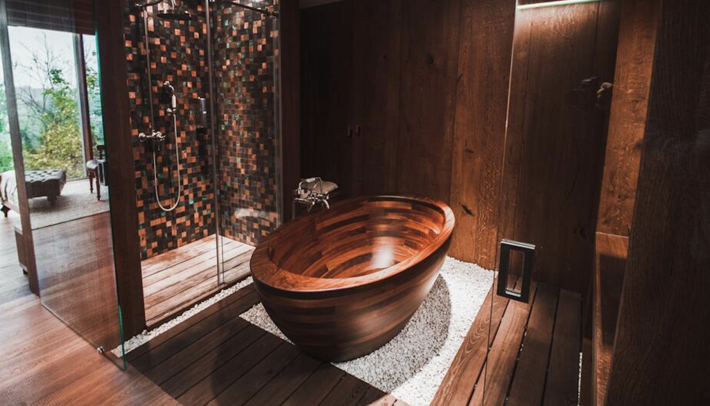 FOTO: Najdražja nepremičnina na Dolenjskem? 10-milijonska rezidenca s spa centrom in ekipo maserk z Balija