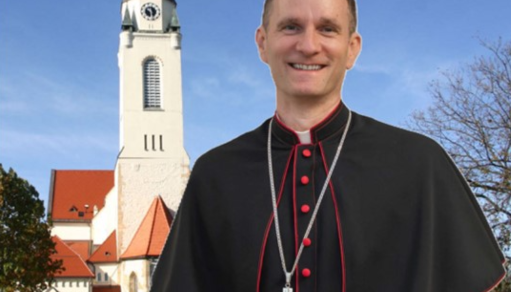 VIDEO: Slovesnost škofovskega posvečenja Janeza Kozinca