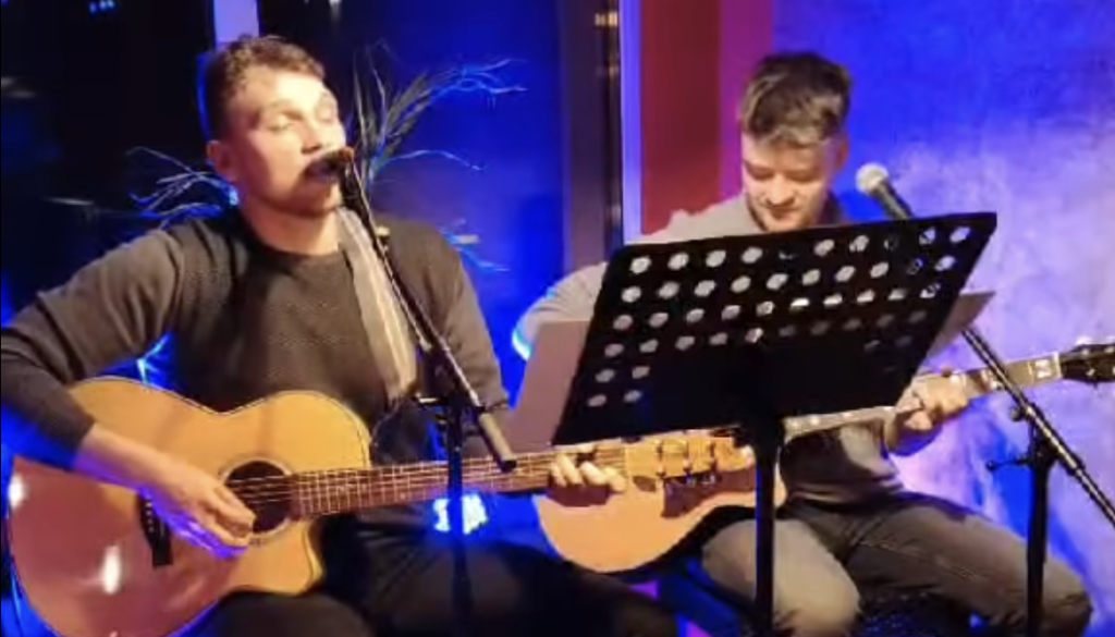 Kje naj nastopajo lokalni glasbeniki? V Kočevju obstaja prostor ...