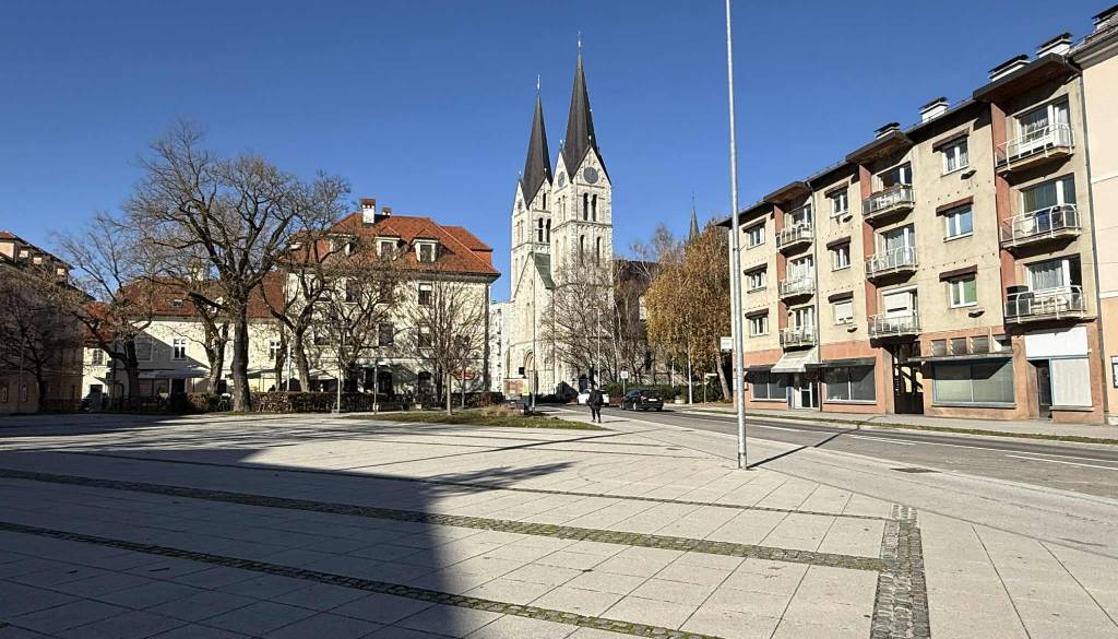 Toliko bi odšteli za kvadratni meter novega stanovanja v Kočevju, a investitorji tu nočejo graditi. Zakaj?