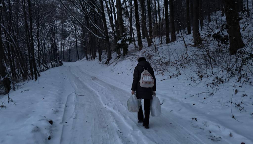 FOTO: Prebivalci Rance že teden dni odrezani od sveta, občina se na klice ne odziva več