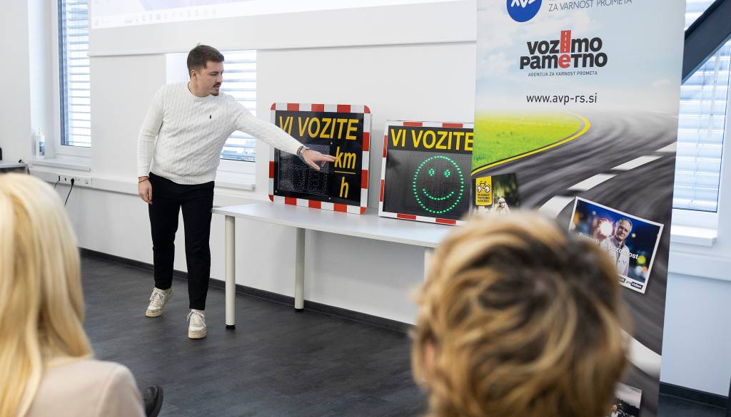 Maribor z novim ukrepom za umirjanje prometa, kje bo stal prikazovalnik hitrosti? 