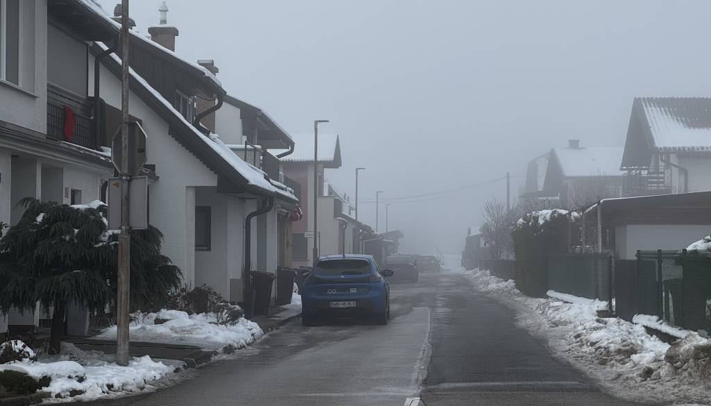 Neuradno: V Murski Soboti naj bi se družina zastrupila z ogljikovim monoksidom, posredoval helikopter