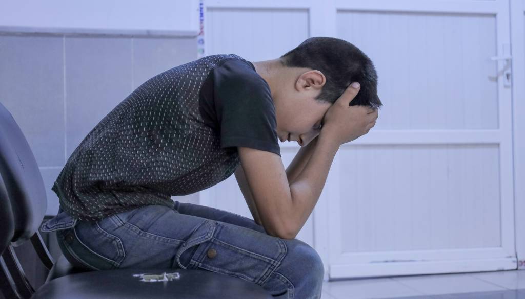 Potrjen incident v šoli na območju ljubljanske policijske uprave: Starejšemu učencu sledil na stranišče, tam pa ...