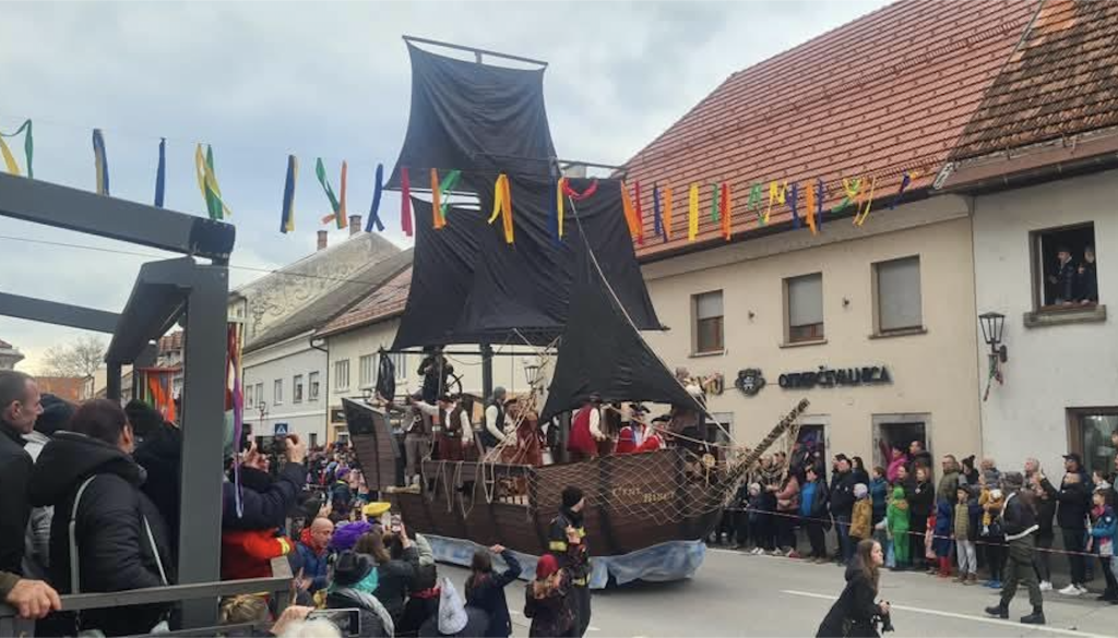 Tudi letos v Ribnici pust ne bo minil brez tradicionalne povorke, kaj vse še pripravljajo?