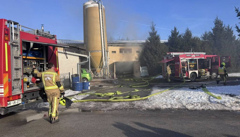 V Mariboru vlomili v kletni boks, v požaru za 150 tisočakov škode