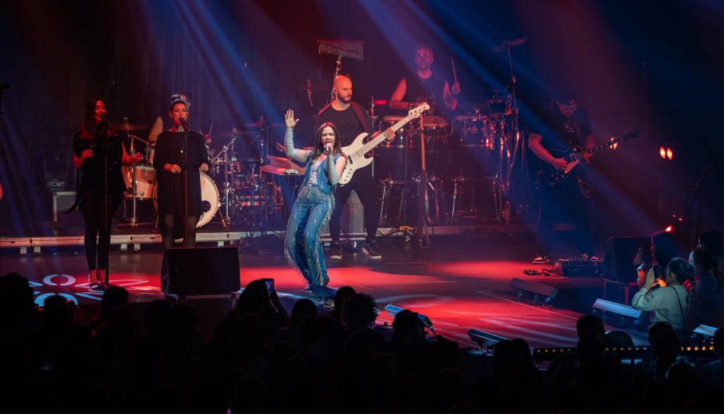 FOTO in VIDEO: Nina Pušlar očarala prekmursko občinstvo