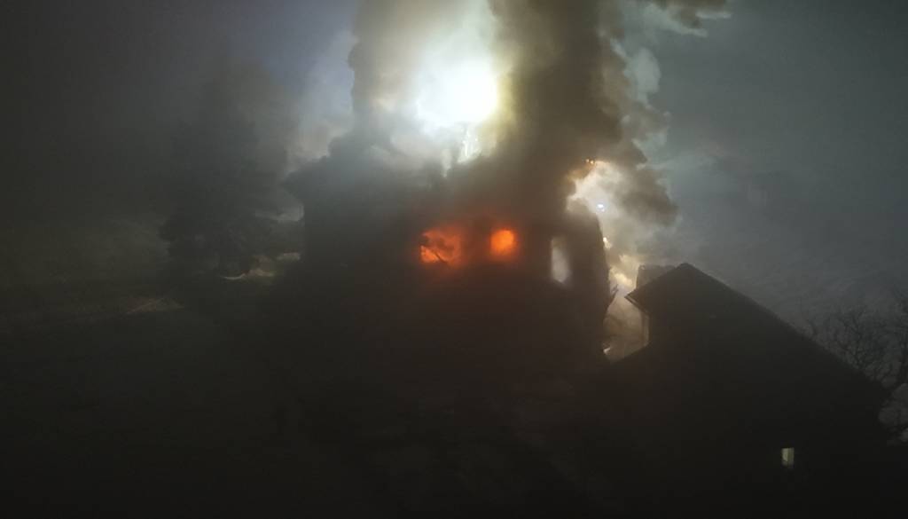 FOTO in VIDEO: Huda tragedija, otrok izgubil življenje v požaru