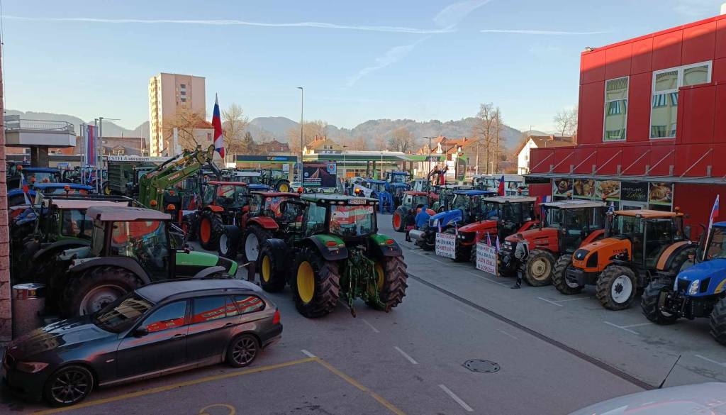 Kmetje vladi postavili ultimat, napovedujejo protest