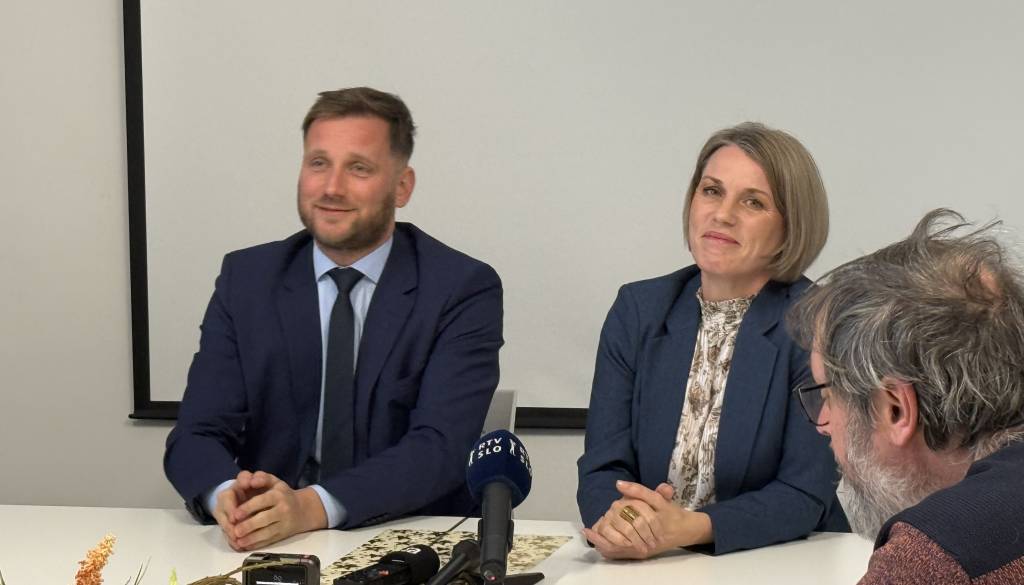 Župan in nova direktorica ZD Kočevje o prihodnosti: »Če se ne bomo uspeli dogovoriti drugače, se lahko obseg dejavnosti zmanjša«