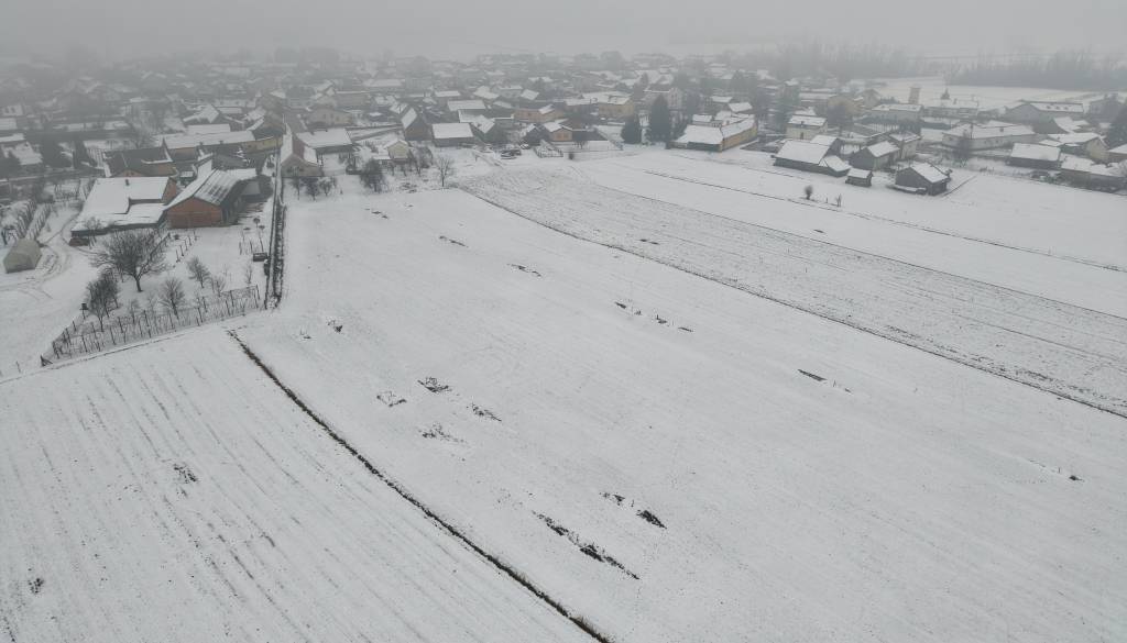 FOTO in VIDEO: Veliki načrti v Rakičanu: Predvidena gradnja 50 stanovanjskih stavb, razkrivamo podrobnosti