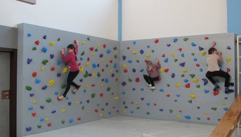 FOTO: 117 tisoč evrov za otroke: Nova pridobitev za begunjske šolarčke