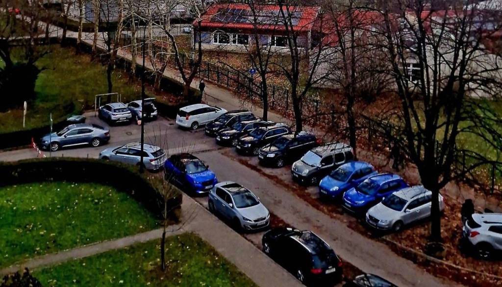 Stanovalci Štepanjskega naselja podprli omejevanje prometa in več reda pri parkiranju