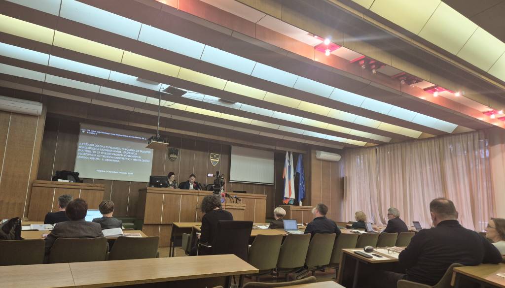 Soboški svetniki uvodoma sprejeli sklep o postavitvi novih avtobusnih nadstrešnic v obliki javno-zasebnega partnerstva