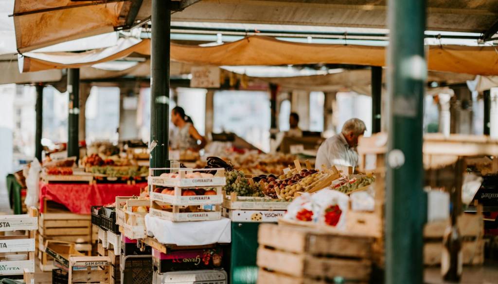 Kako oživiti mestno tržnico? Kranj zbira predloge občanov