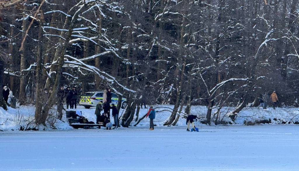 Po padcu v Koseški bajer občina odgovarja: Odgovornost je na posameznikih