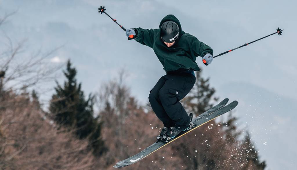 Freestyle spektakel na Arehu: Après ski zabava in hudi triki v novem funparku