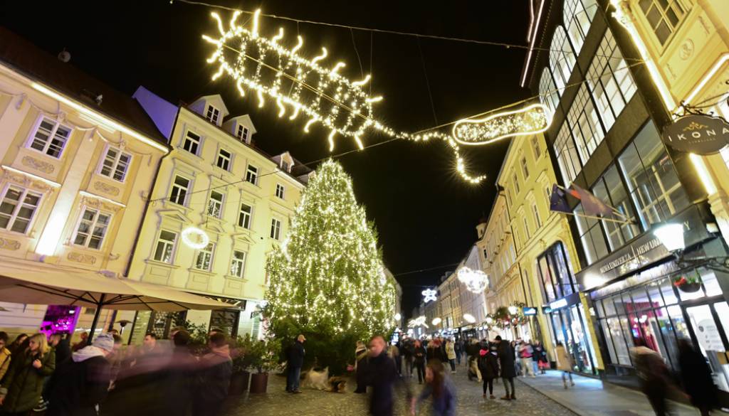 Hrup v centru Ljubljane: Problem brez jasne pristojnosti