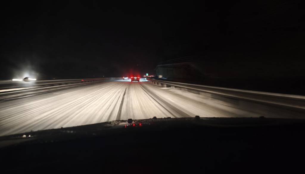 Prometna nesreča na pomurski avtocesti, nastal je zastoj