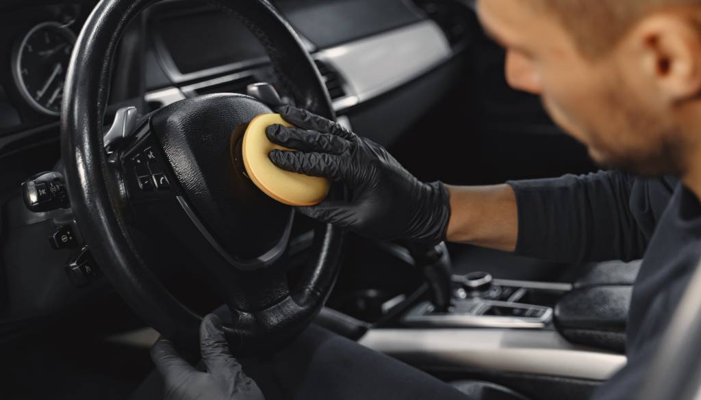 Avstrijski usnjarski velikan v škripcih, ogroženih več kot 300 delovnih mest 