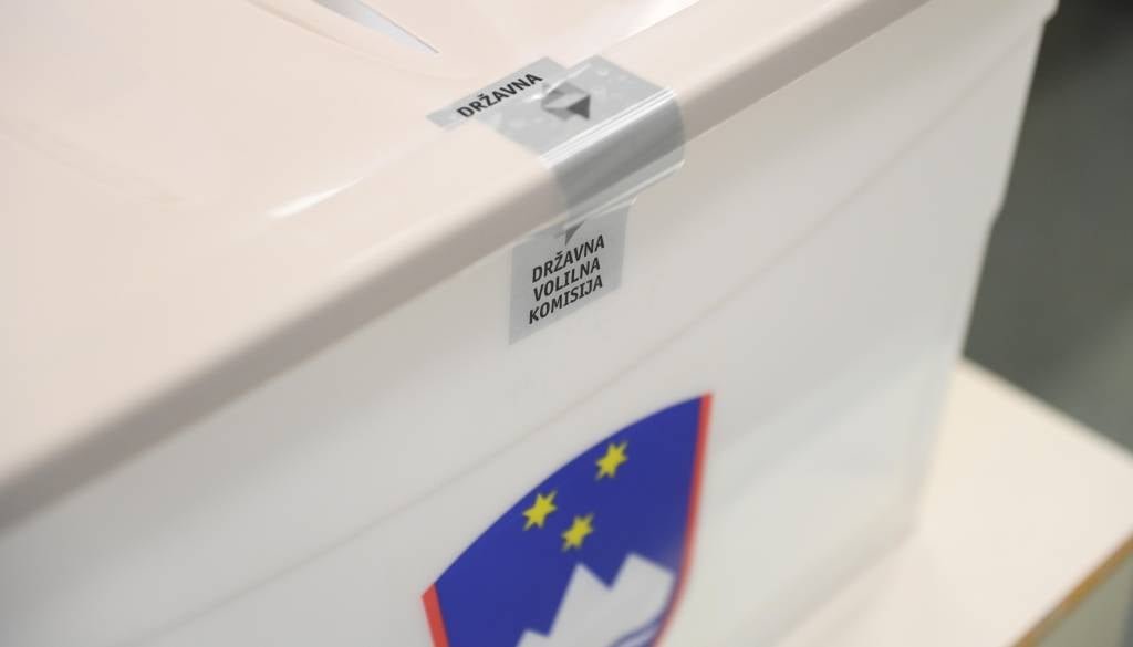 Kršitve volilnega molka lahko drago stanejo, globe tudi do 3000 evrov