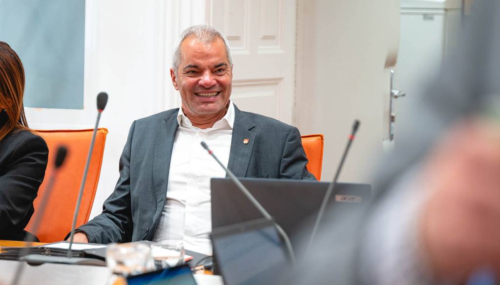 FOTO: Mariborski mestni svet se je zadnjič sestal v tej sestavi, o čem so odločali?
