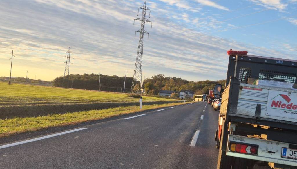 Znane so podrobnosti nesreče avtobusa pri Rimski Čardi: