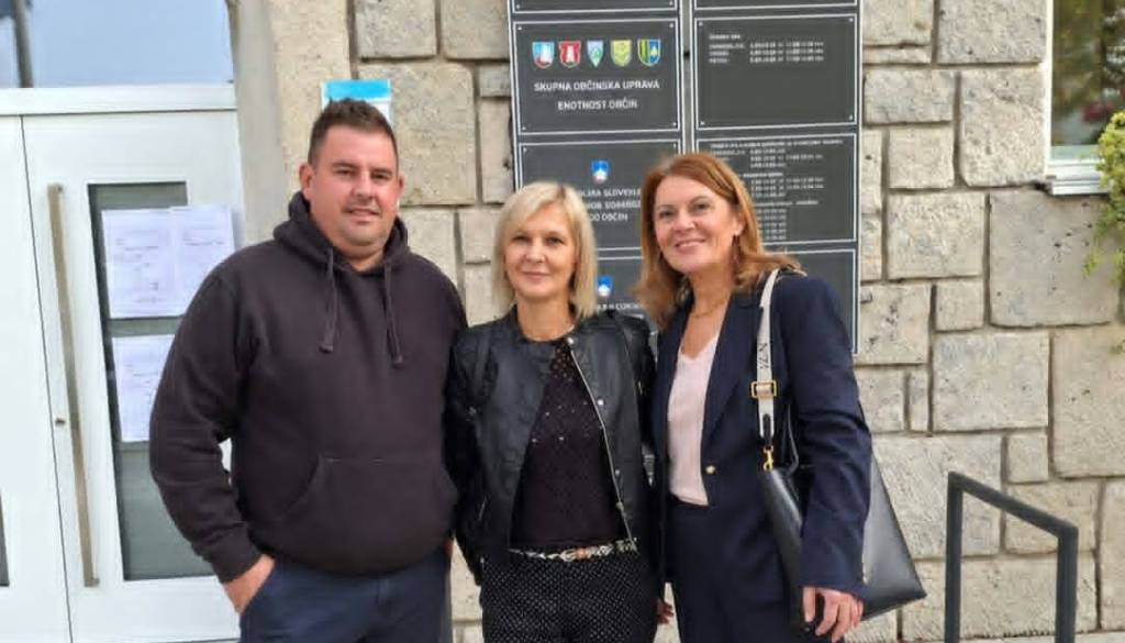 V boj za županski stolček v Kočevju vstopa kandidatka Demokratov, kaj obljublja?