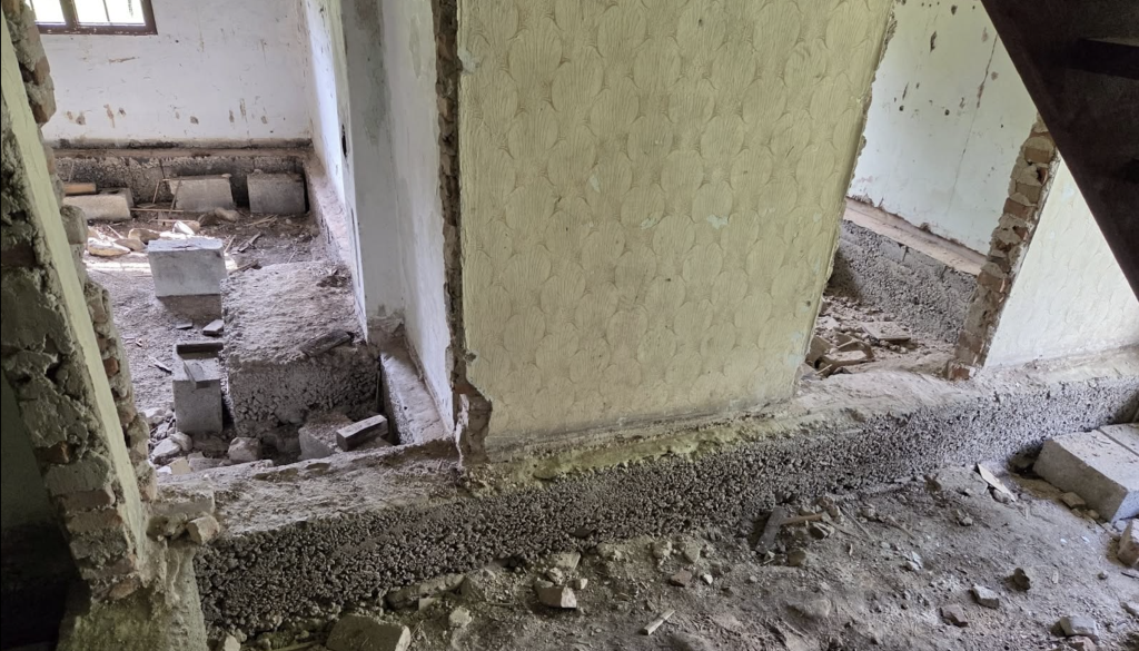 V Kočevskem Rogu prenavljajo staro gozdno kočo, po novem bo v njej laboratorij