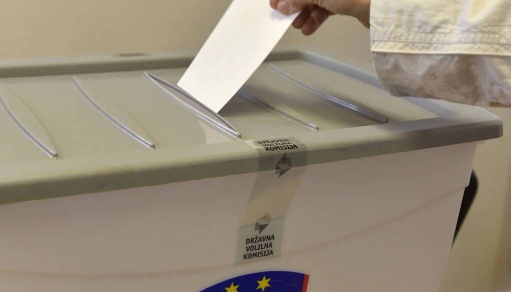 Decembra bomo znova odšli na volišča, tokrat bo v ospredju tudi vprašanje naših denarnic