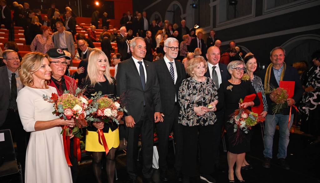 FOTO in VIDEO: Maribor podelil mestna priznanja in nagrade, kdo so letošnji prejemniki?