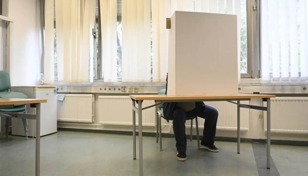 Glasovi iz tujine niso spremenili izidov referendumov