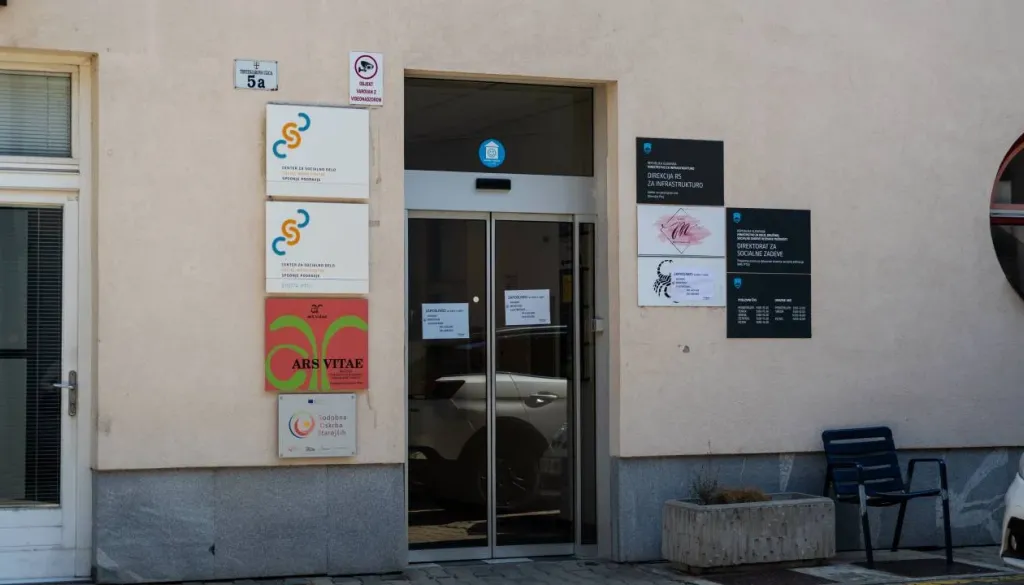 Preobrat v zgodbi štajerskega bolnika: Iz občinskega stanovanja se je izselil sam, kaj pravijo na občini?